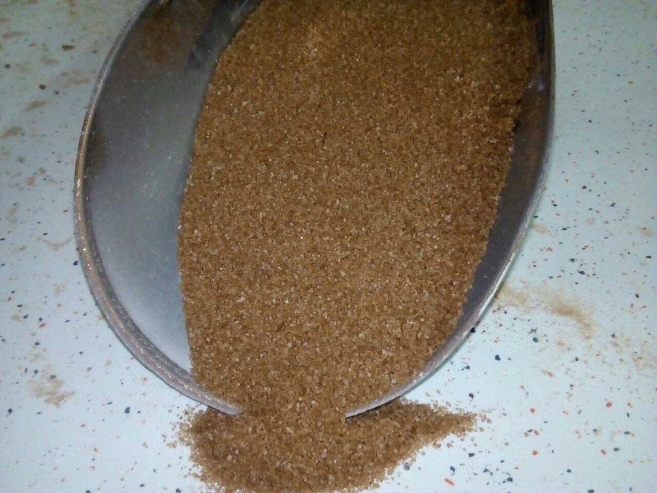 تصویر 1 از سفارش اینترنتی شکر قهوه ای گیاهینه